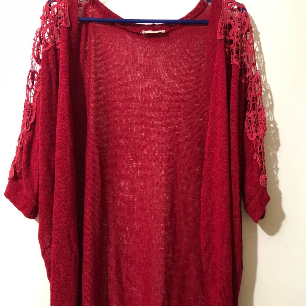 Cardigan with Lace Sleeve